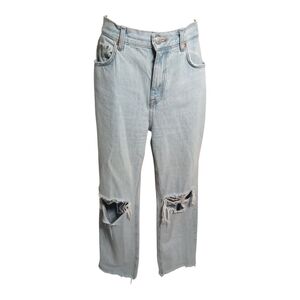 Pull&Bear Light Wash Hole-Knee Raw Hem Straight Leg Jeans Women’s US 8